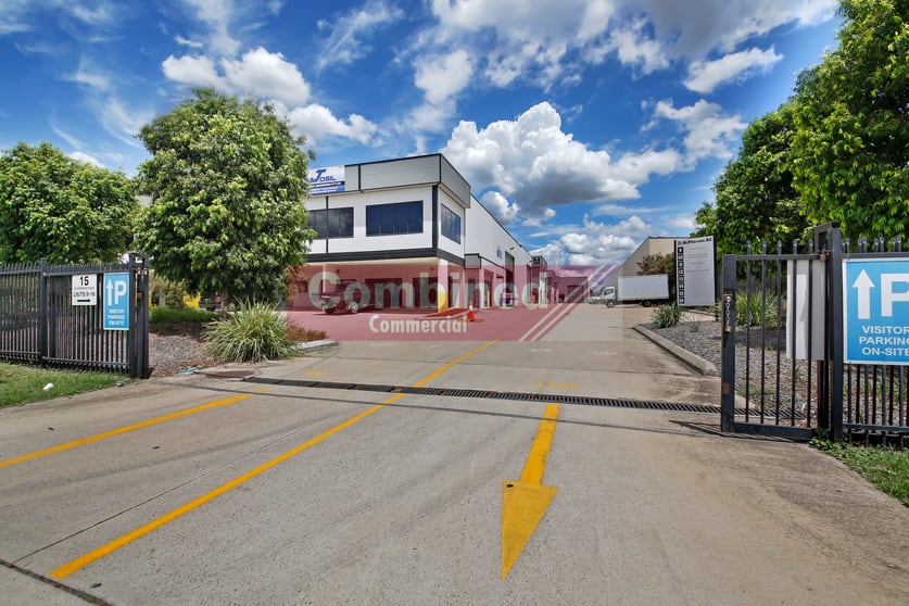 Click to view all images 14/15 McPherson Road Smeaton Grange NSW 2567 - Image 2