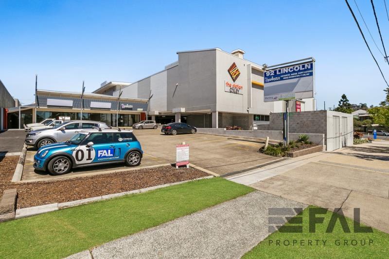 Click to view all images Suite 4/92 Lincoln Street Oxley QLD 4075 - Image 2