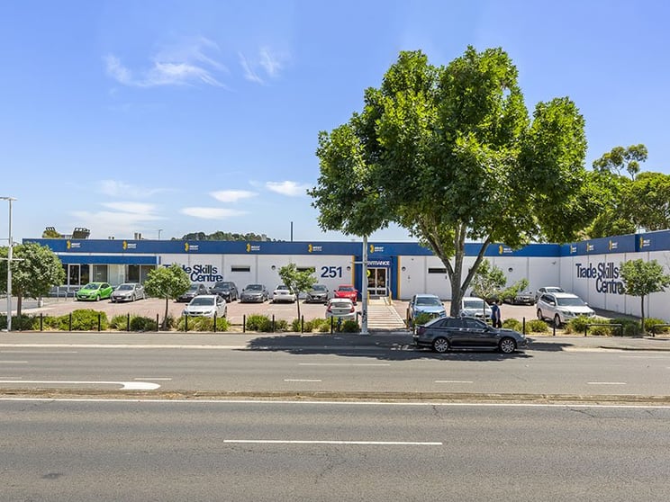 Click to view all images 251 Maroondah Highway Ringwood VIC 3134 - Image 2