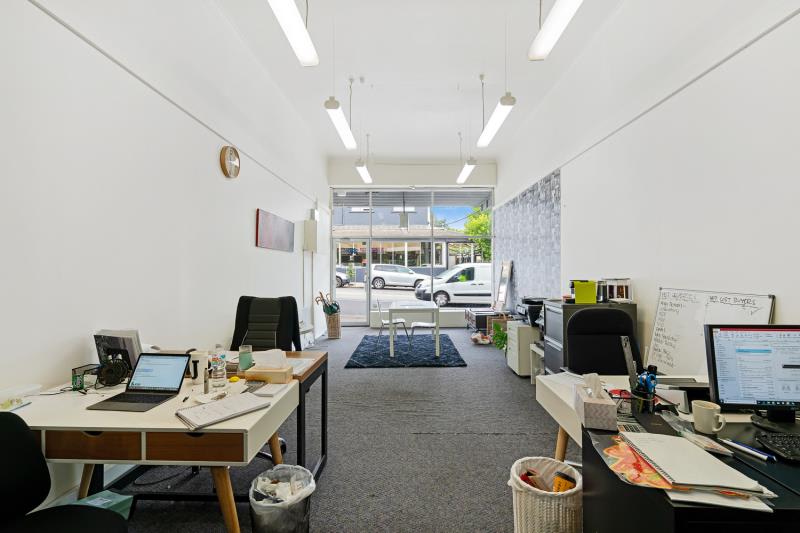 Click to view all images 320C Glenferrie Road Malvern VIC 3144 - Image 2