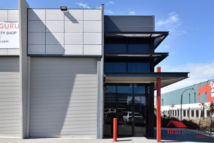 Click to view all images 1/7 Caloundra Road Clarkson WA 6030 - Image 1
