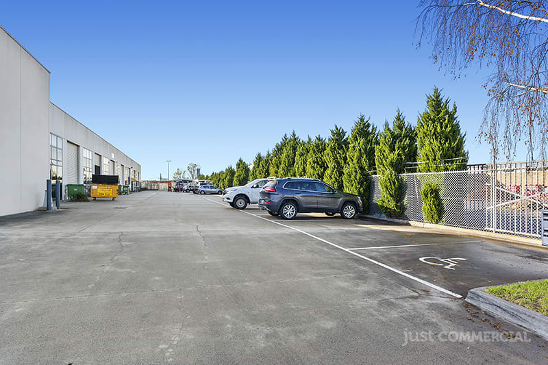 Click to view all images 3/26-28 Christensen Street Cheltenham VIC 3192 - Image 3