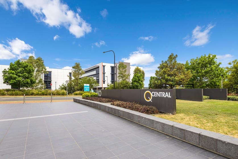 Click to view all images 2.05/10 Norbrik Drive Bella Vista NSW 2153 - Image 3