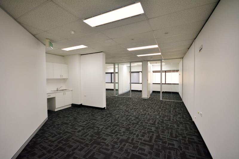 Click to view all images Suite 308/3 Waverley Street Bondi Junction NSW 2022 - Image 3