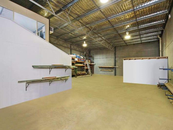 Click to view all images Unit 2./21 Amsterdam Circuit Wyong NSW 2259 - Image 1