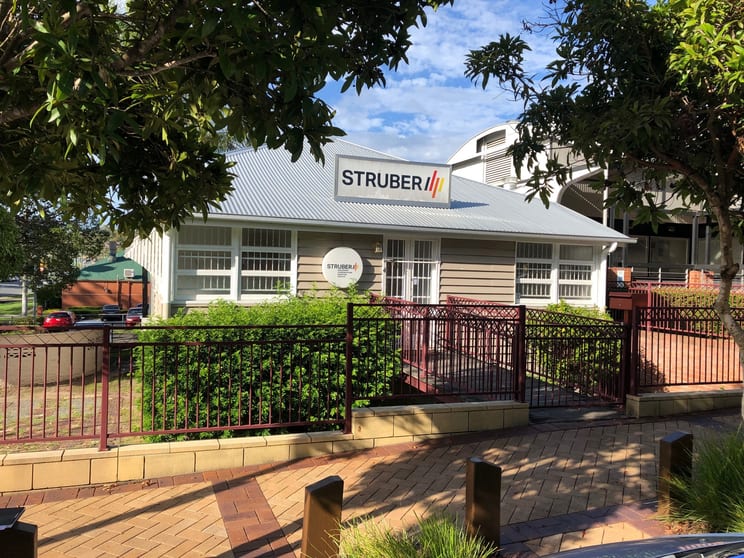 Click to view all images 11 Lavelle St Gold Coast QLD 4211 - Image 1