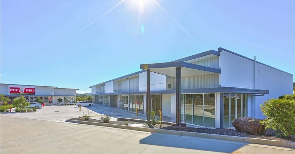 Click to view all images 2 Page Court Nerang QLD 4211 - Image 3