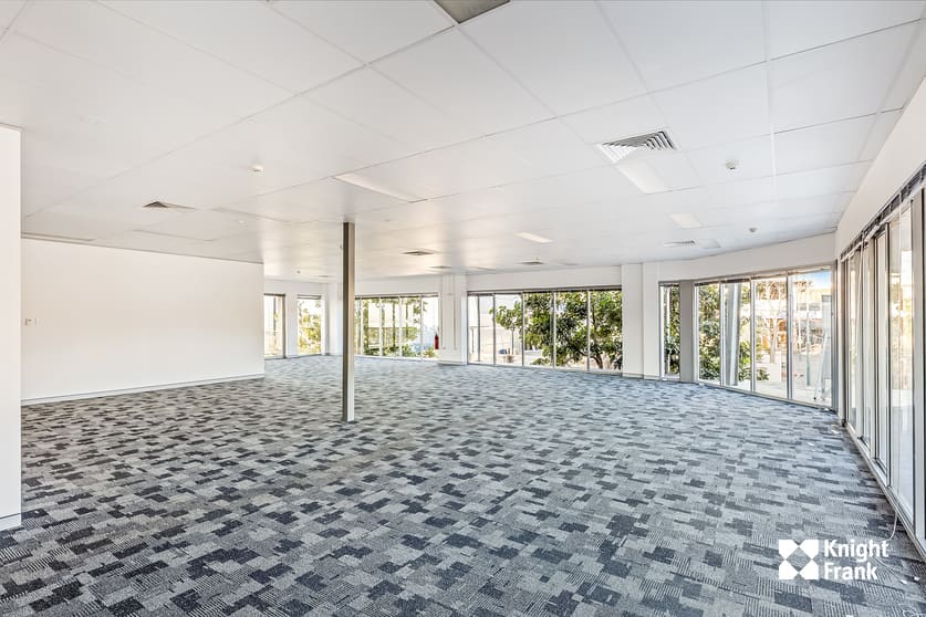 Click to view all images 6/6 Memorial Drive Shellharbour City Centre NSW 2529 - Image 3