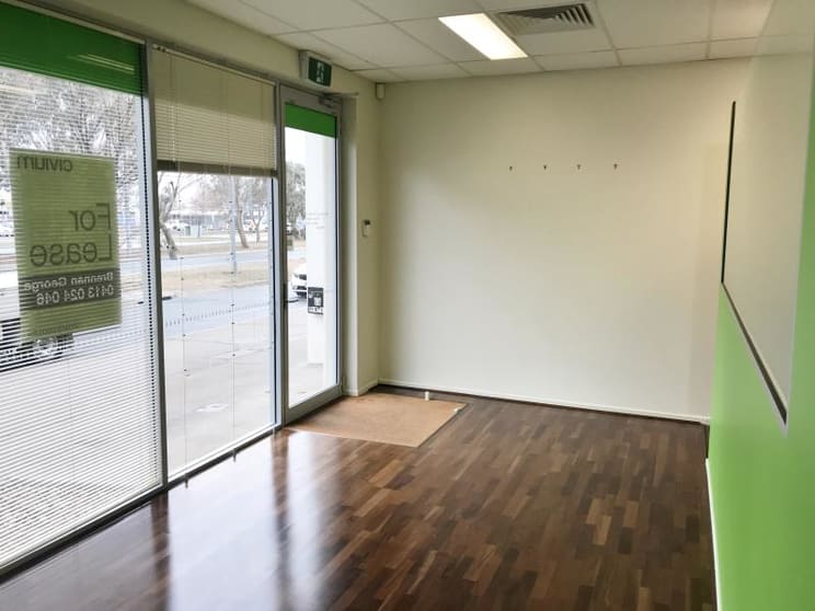 Click to view all images Unit/59 Anthony Rolfe Avenue Gungahlin ACT 2912 - Image 2