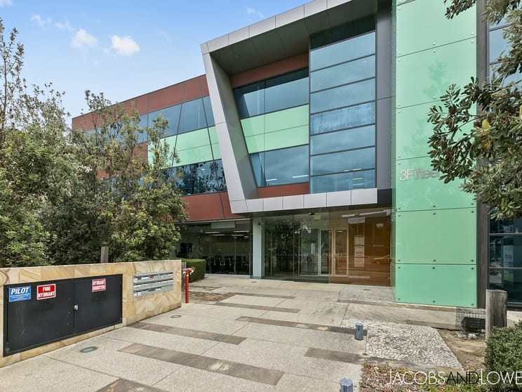 Click to view all images 2nd Floor, 1/315 Main Street Mornington VIC 3931 - Image 1