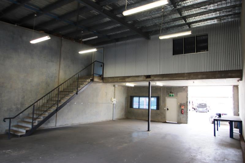 Click to view all images Unit 5/119 Reichardt Road Winnellie NT 0820 - Image 2