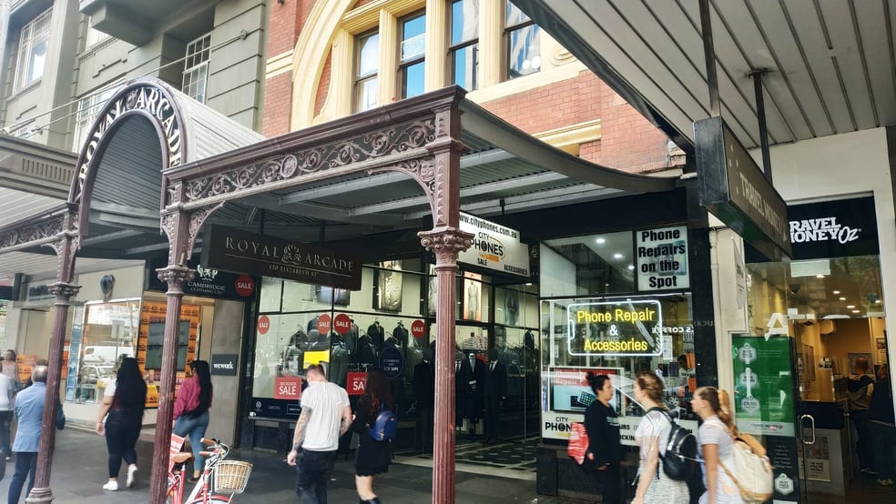 Click to view all images 335 Bourke Street Melbourne VIC 3000 - Image 3