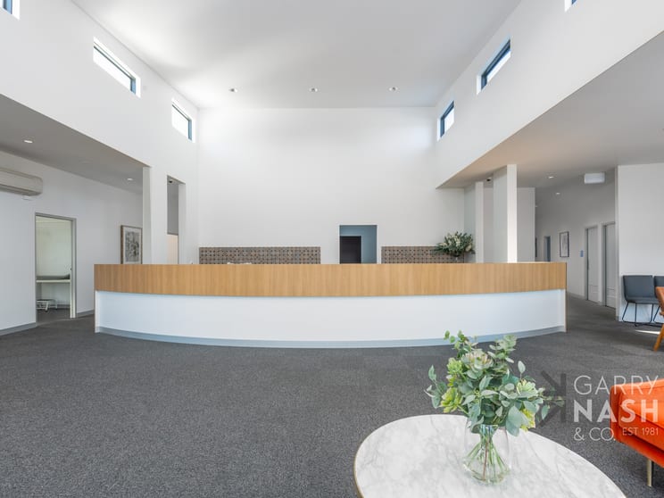 Click to view all images 2-6 Green Street Wangaratta VIC 3677 - Image 3