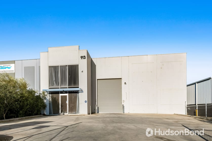Click to view all images 113 Wedgewood Road Hallam VIC 3803 - Image 1