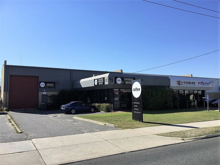 Click to view all images 13 Belgravia Street Belmont WA 6104 - Image 1