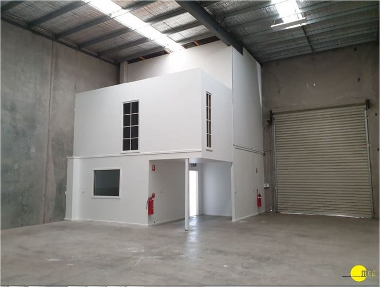Click to view all images 3/60 Lillee Crescent Tullamarine VIC 3043 - Image 3