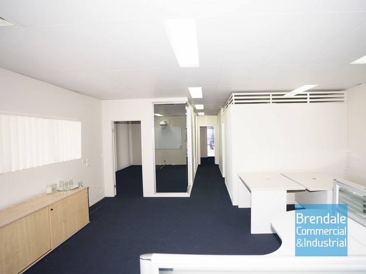 Click to view all images Unit 1/19 Kremzow Rd Brendale QLD 4500 - Image 1