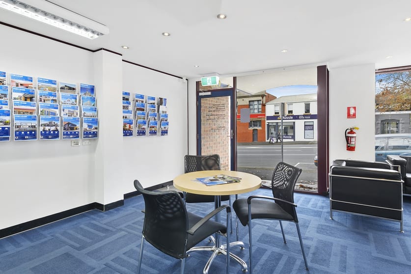 Click to view all images 60 Gheringhap Street Geelong VIC 3220 - Image 3