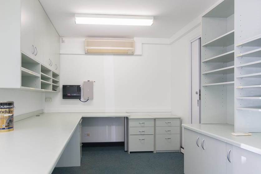 Click to view all images 23/7 Salisbury Road Castle Hill NSW 2154 - Image 2