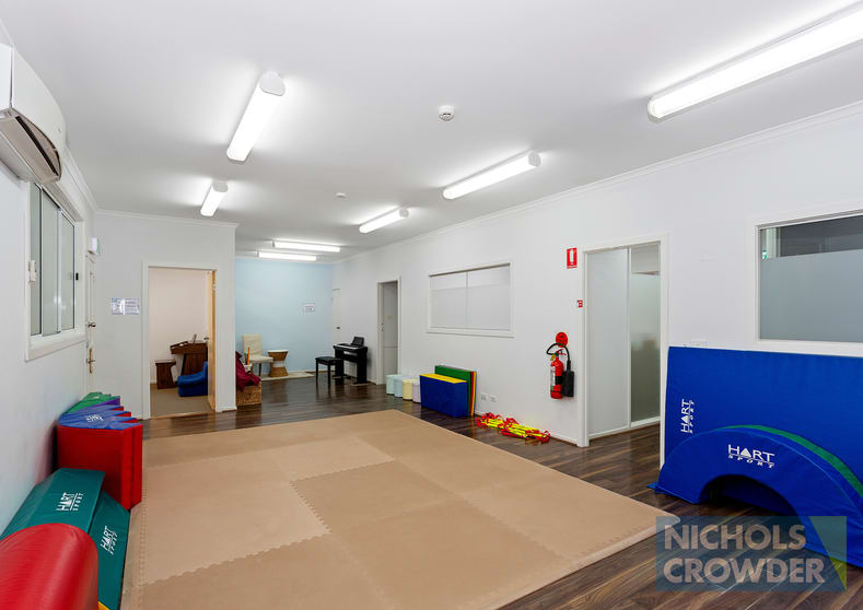 Click to view all images 3 Fir Street Dingley Village VIC 3172 - Image 3
