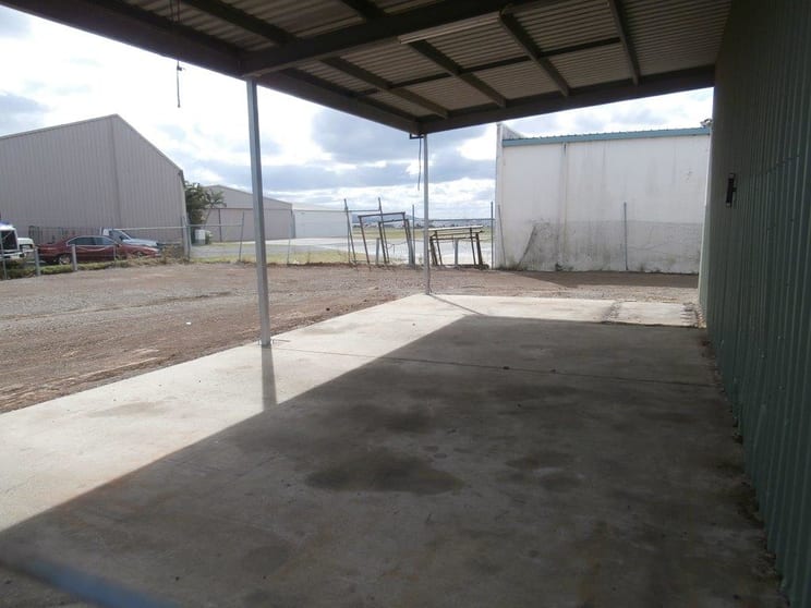 Click to view all images 660 Lores Bonney Drive Archerfield QLD 4108 - Image 3
