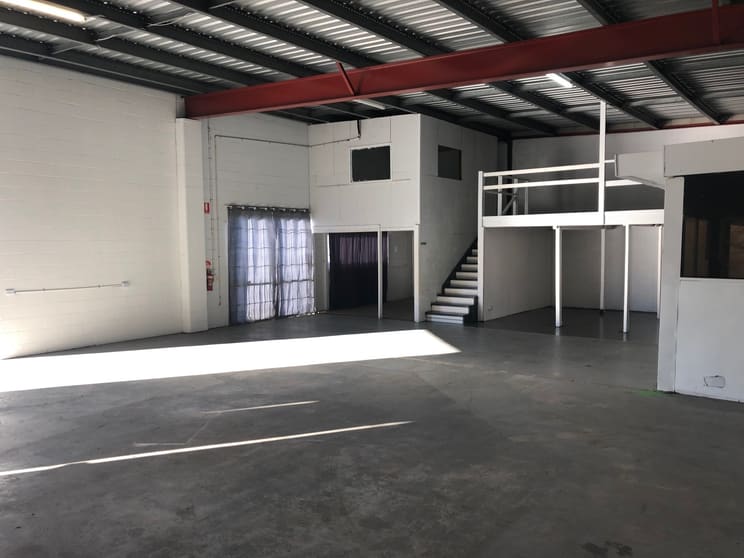 Click to view all images 1/18 Palings Court Gold Coast QLD 4211 - Image 3