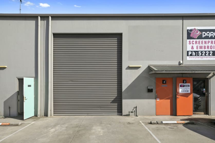 Click to view all images 2/9-11 Leather Street Breakwater VIC 3219 - Image 1