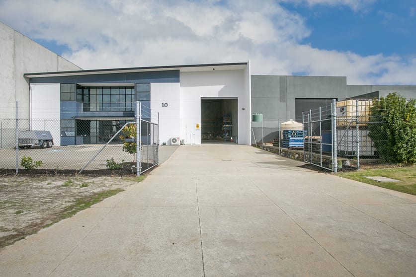 Click to view all images 10 Ernest Clark Road Canning Vale WA 6155 - Image 2