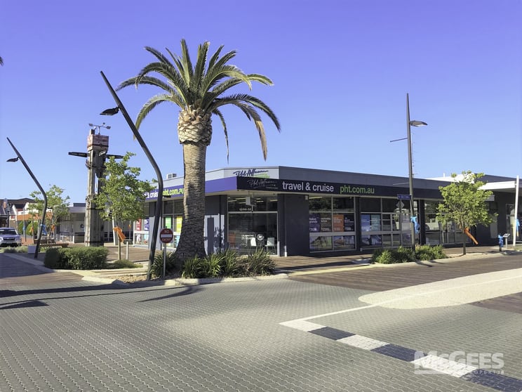 Click to view all images T2/46 Ocean Street Victor Harbor SA 5211 - Image 3