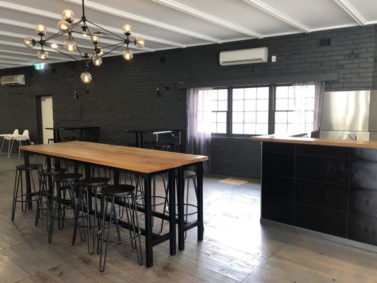 Click to view all images 73 Morgan Street Wagga Wagga NSW 2650 - Image 3