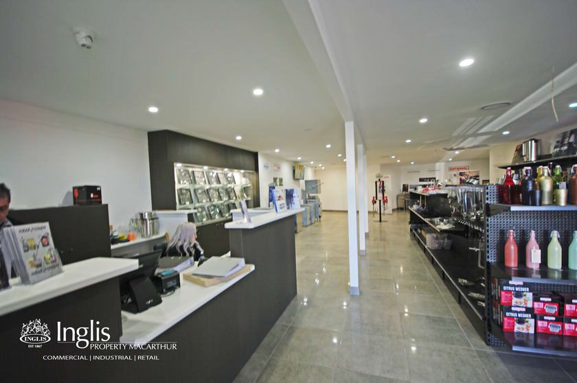 Click to view all images 2/9 Yarmouth Place Narellan NSW 2567 - Image 3