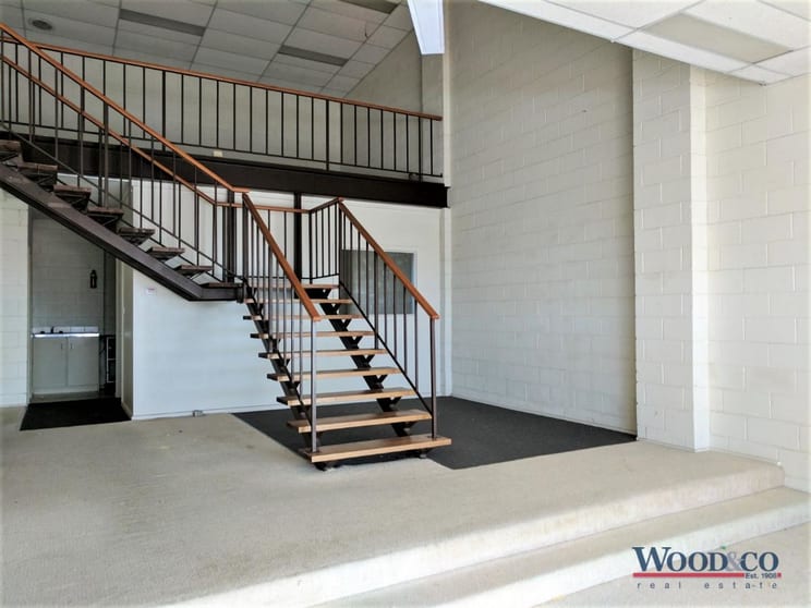 Click to view all images 4/194-208 Beveridge Street Swan Hill VIC 3585 - Image 3