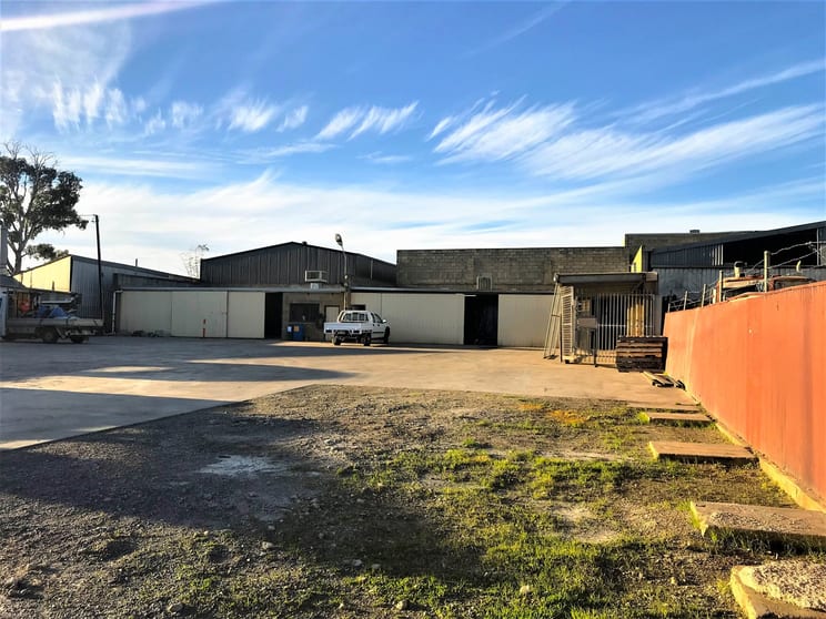 Click to view all images 17 Frederick Street Cavan SA 5094 - Image 2