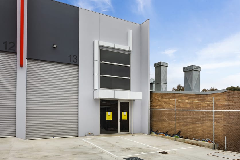 Click to view all images 13/8-10 Monomeeth Drive Mitcham VIC 3132 - Image 1