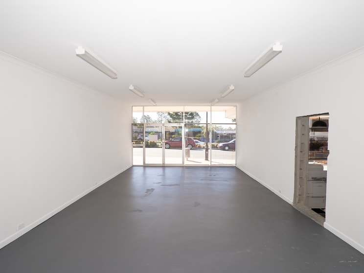 514-516 Gympie Rd Strathpine QLD 4500 - Image 2