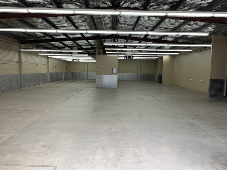 Click to view all images 159-165... High. Street Shepparton VIC 3630 - Image 3