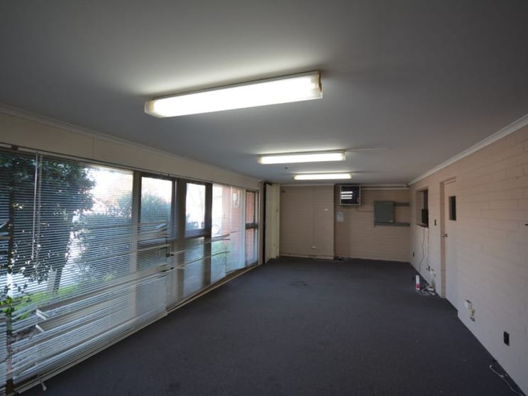 Click to view all images Unit 1, 138-140 Ashley Street Underdale SA 5032 - Image 3