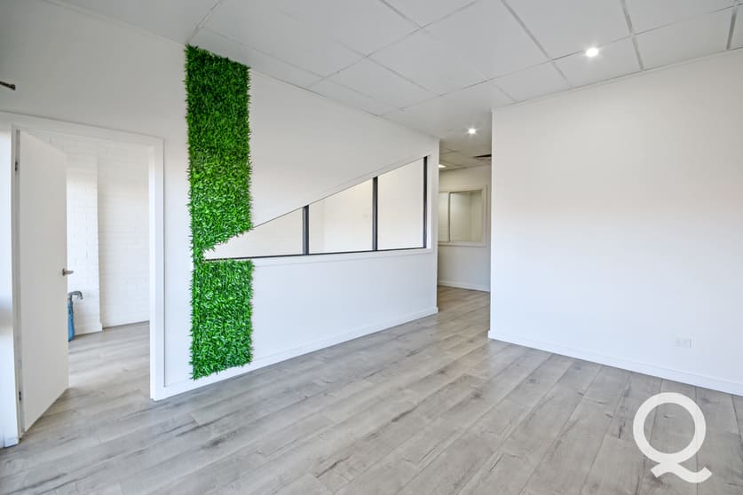 Click to view all images 5 NAPIER STREET Warragul VIC 3820 - Image 2