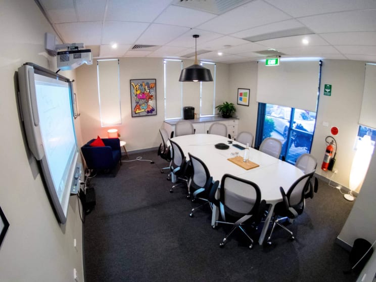 Click to view all images 6/710 Hunter Street Newcastle West NSW 2302 - Image 3