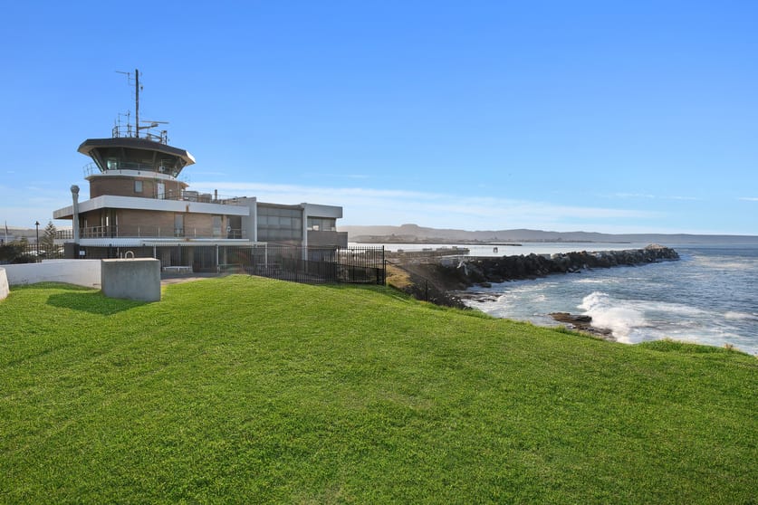 Click to view all images Cafe 91 Foreshore Road Port Kembla NSW 2505 - Image 3