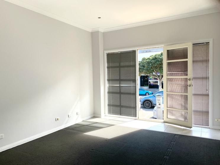 Click to view all images 1a/242 Ryrie Street Geelong VIC 3220 - Image 2
