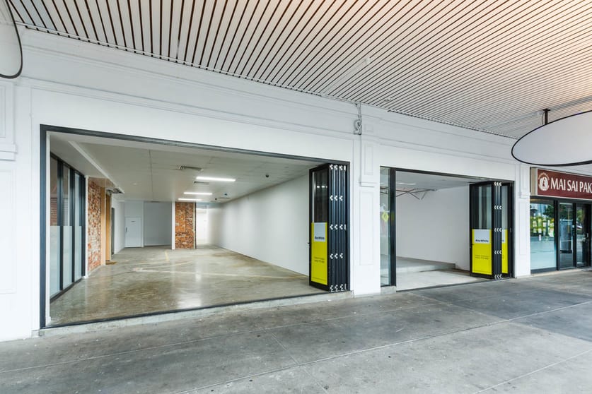 Click to view all images Cairns City QLD 4870 - Image 3