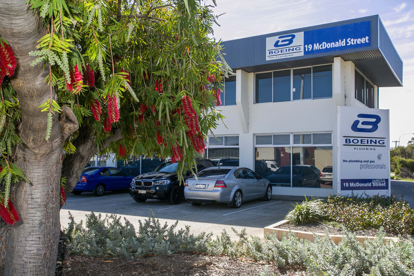Click to view all images 19 McDonald Street Osborne Park WA 6017 - Image 3
