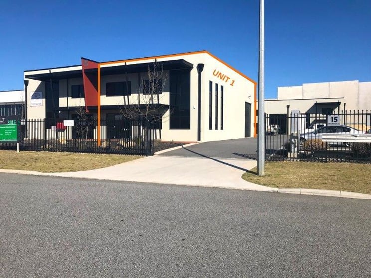 Click to view all images Unit 1/15 Profit Pass Wangara WA 6065 - Image 2
