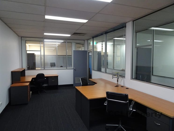 Click to view all images Salisbury QLD 4107 - Image 1