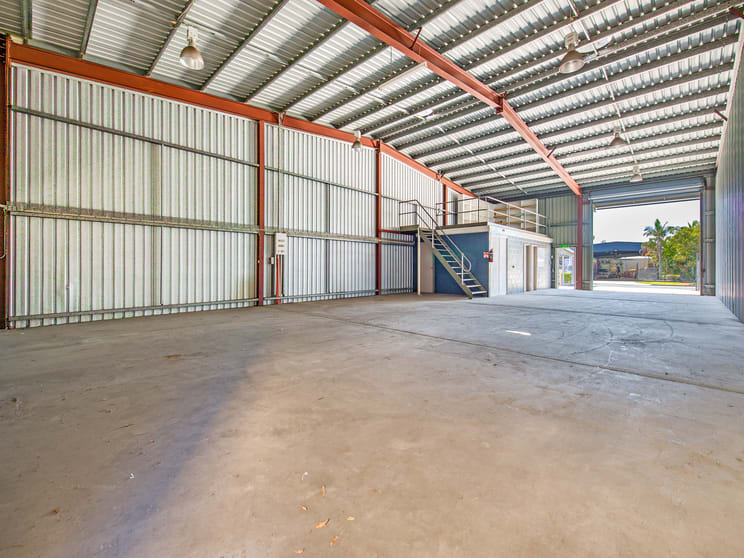 2/2 Spine Street Sumner QLD 4074 - Image 2