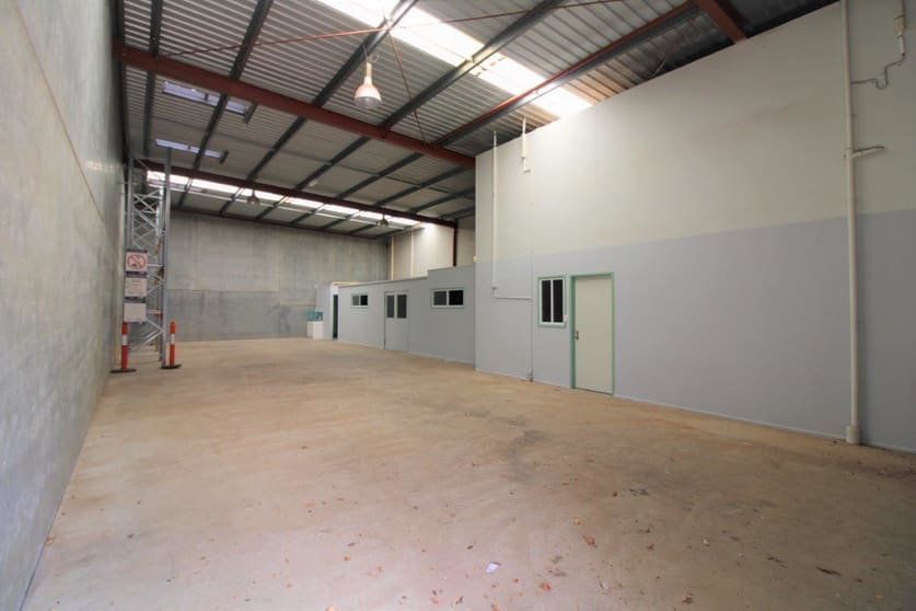 Click to view all images 17/489-491 South Street Harristown QLD 4350 - Image 1