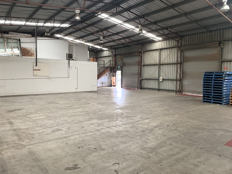 Click to view all images 6 Kelly Court Maroochydore QLD 4558 - Image 3