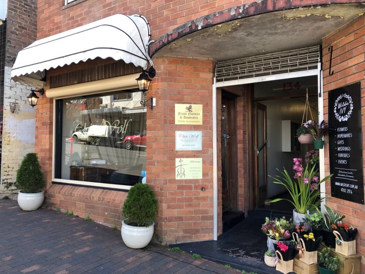 Click to view all images Shop 2/134 Katoomba Street Katoomba NSW 2780 - Image 1
