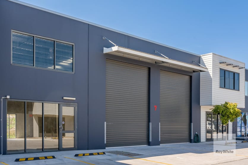 Click to view all images 7/116 Lipscombe Road Deception Bay QLD 4508 - Image 2